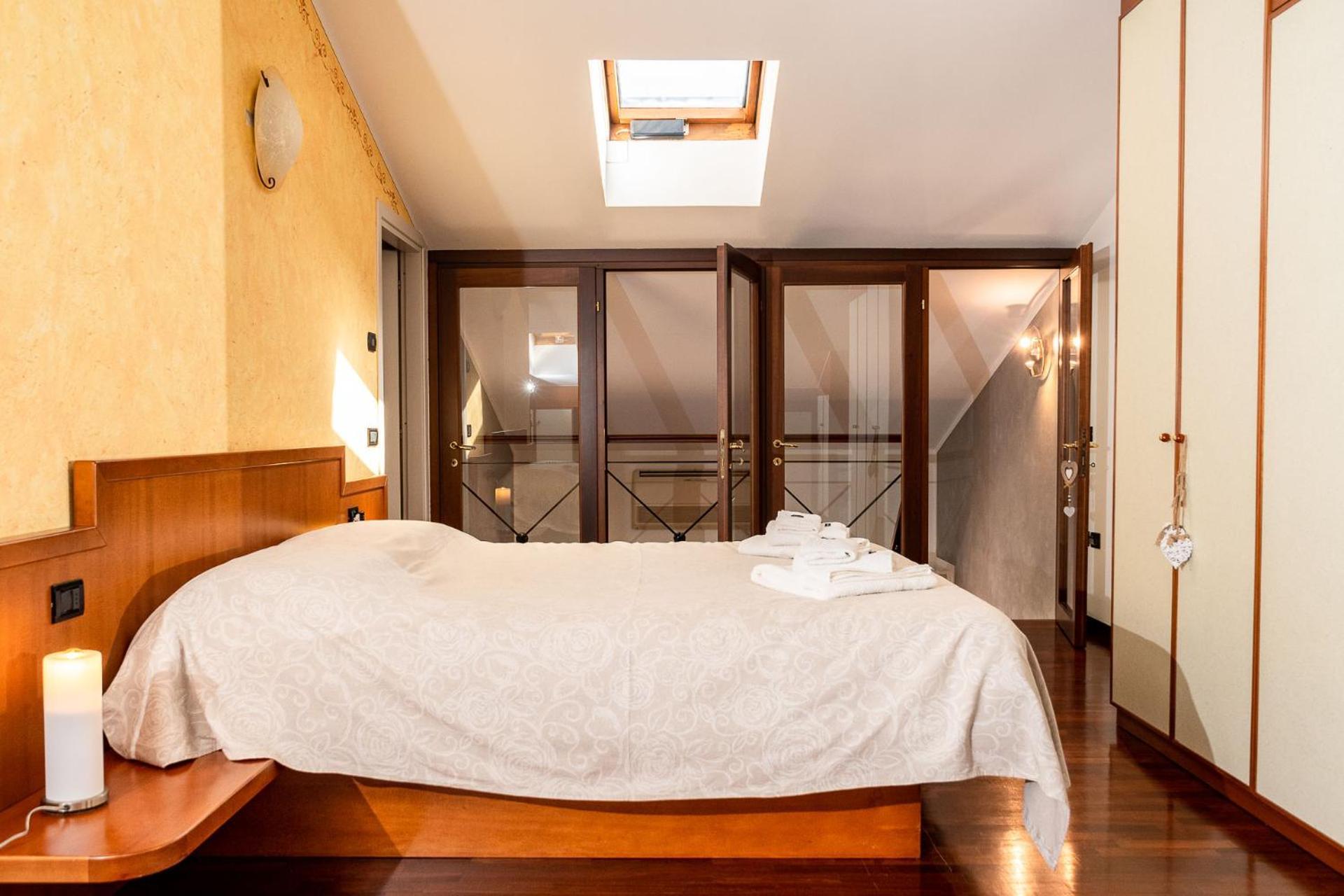 ローヴェレCasa Antoアパートメント エクステリア 写真